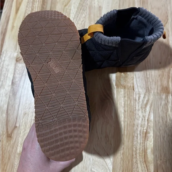 New! Teva Ember Mid Moc Boots – Black/Gray – Size 7 - Picture 2 of 7